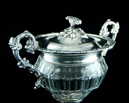 Drageoir en argent et cristal par J.F. VEYRAT, ép. Louis-Philippe, Paris vers 1840  - Baptiste Jamez Fine Arts