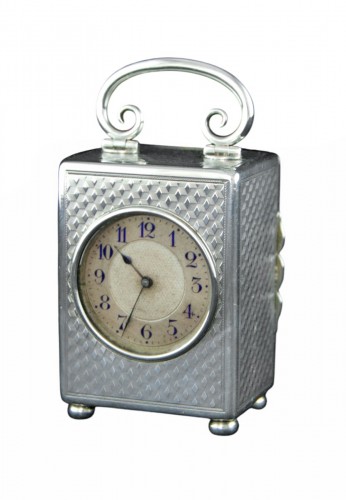 Pendule de voyage victorienne en argent massif, mouvement JTC - Londres 1899