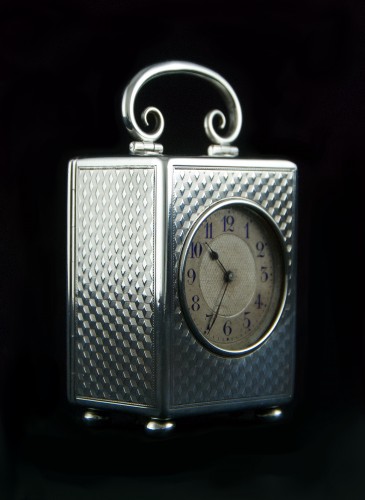 Antiquités - Pendule de voyage victorienne en argent massif, mouvement JTC - Londres 1899