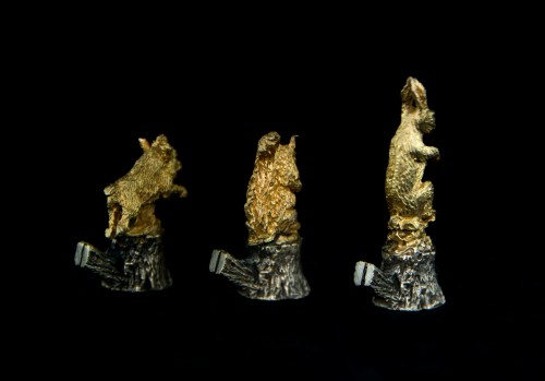 Années 50-60 - Suite de 12 porte-noms cynégétiques en argent et vermeil, Florence XXe siècle