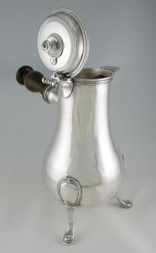 Louis XV - mportant Louis XV Solid Silver Chocolate Pot by VÉALLE, Paris 1758-1759