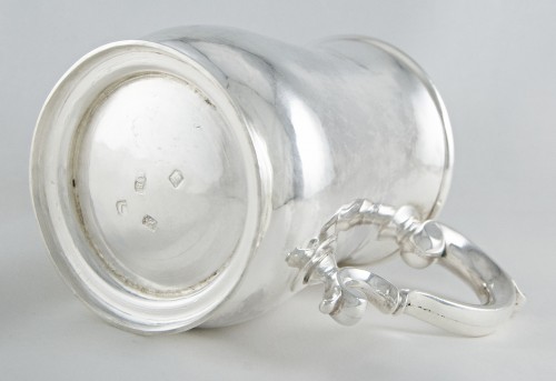 Antiquités - London, 1738 – George II Sterling Silver Mug by Richard BAYLEY