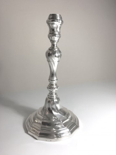 Flambeau en argent massif époque XVIIIe, Nord de la France - Argenterie et Orfèvrerie Style Louis XV