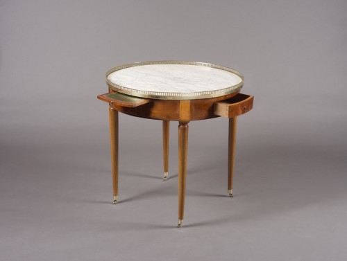 Gilt-brass mounted mahogany guéridon &quot;bouillotte&quot; table Directoire, 18th c. - Furniture Style Directoire