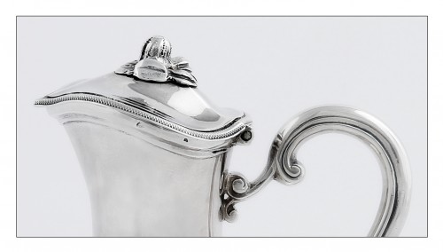 Travel ewer in solid silver by L.-J. Milleraud-Bouty, Paris, 18th century - silverware & tableware Style Louis XVI