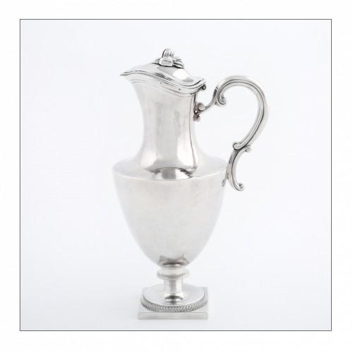 Louis XVI - Travel ewer in solid silver by L.-J. Milleraud-Bouty, Paris, 18th century