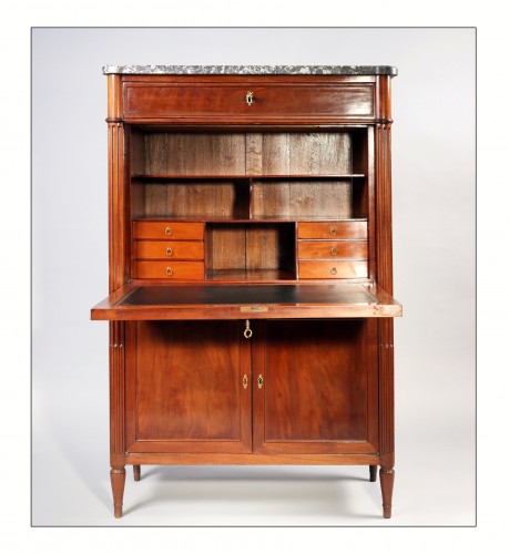 Louis XVI Cuban Mahogany Secretaire à Abattant, 18th Century - 