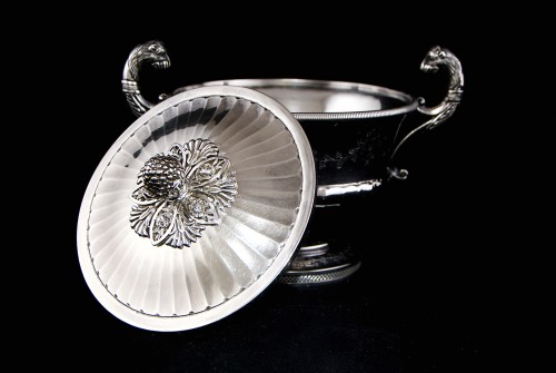 Pierre Chauvin - Covered cup, Paris 1798-1809, sterling silver - Empire