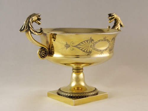 Antiquités - Silver-gilt Griffins cup from Directoire Consulat, Paris 1798-1809