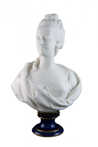 Manufacture de Sèvres – Marie-Antoinette Queen of France, biscuit bust