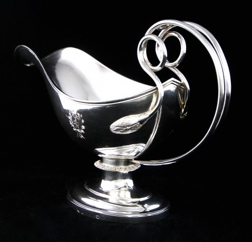 XIXe siècle - Saucière casque en argent massif 1819-1838