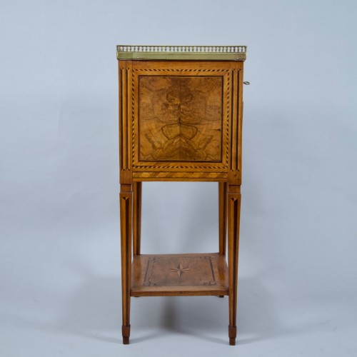 18th century - Louis XVI table