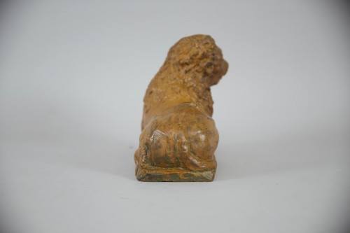 Sculpture  - Terra-cotta lion, France 18th century