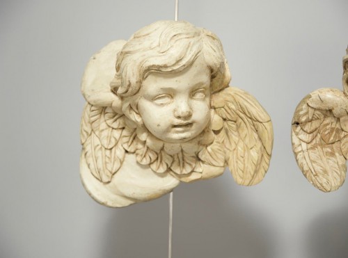Paire de têtes d'anges, France milieu du XVIIIe siècle - Art sacré, objets religieux Style Louis XV