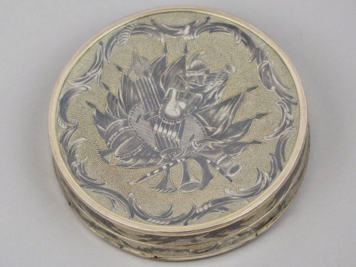 Russian round box - Objects of Vertu Style Louis XVI