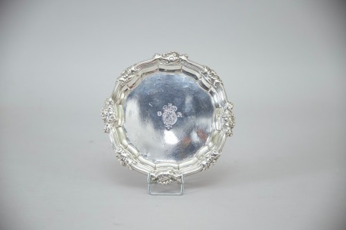 Argenterie et Arts de la table  - Paire de salvers en argent