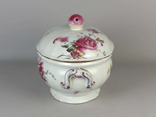 Porcelain & Faience  - Tureen made in Strasbourg