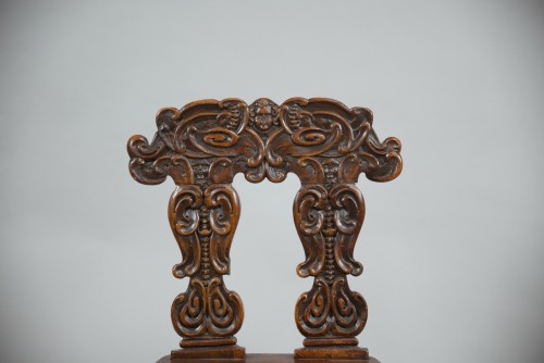 XVIIe siècle - Chaise escabelle alsacienne, seconde moitié du XVIIe siècle