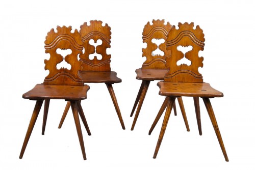 Set of four alsatian chairs