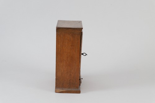18th century - Miniature wardrobe