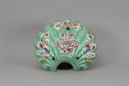 Asian Works of Art  - Shell-shaped plates, Canton