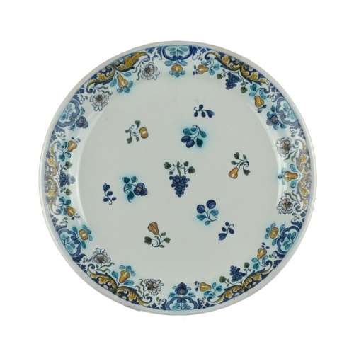 Strasbourg faience plate, Hannong 18th century