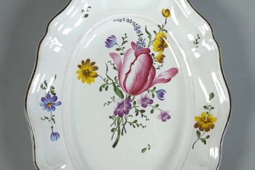 Plat en faïence de Strasbourg, Joseph Hannong XVIIIe - Céramiques, Porcelaines Style 