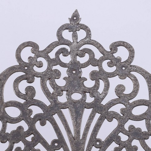 Wrought iron knocker and plate, France circa 1700 - 