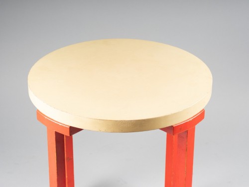 Antiquités - Pedestal table in lacquered wood - Axel Einar Hjorth (1888-1958)