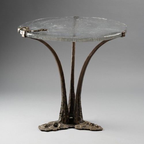 Antiquités - Bronze pedestal table.