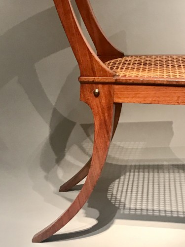 Louis-Philippe - Set of four walnut klismos chairs