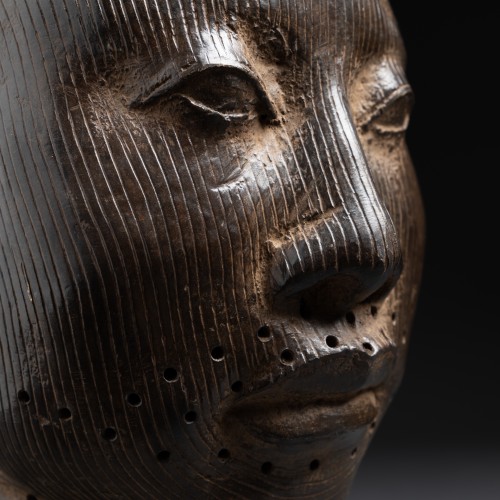 Bronze sculpture of Benin - 