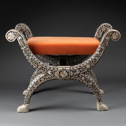 Indian stool - Seating Style Art Déco