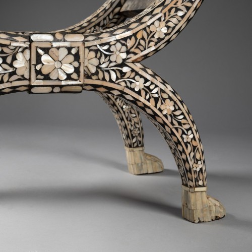 Art Déco - Tabouret Indien