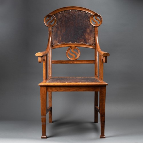 Seating  - Armchair Art &amp; Craft