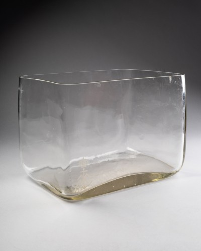 Engraved glass vases. - 