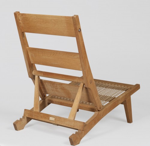 Oak heater armchair. - Seating Style 50