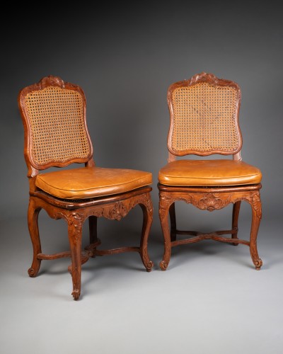 Pair of canned chairs - 