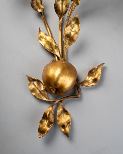 Pair of gold metal appliques - 50