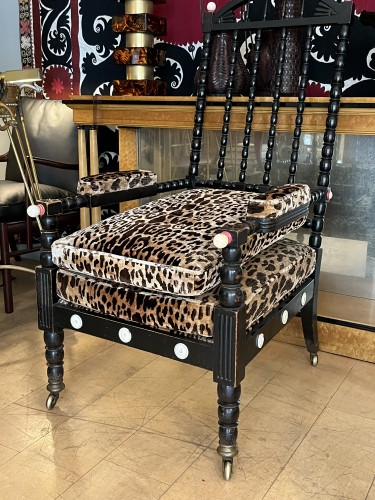Grand fauteuil en bois noirci - Bellechasse 29 galerie