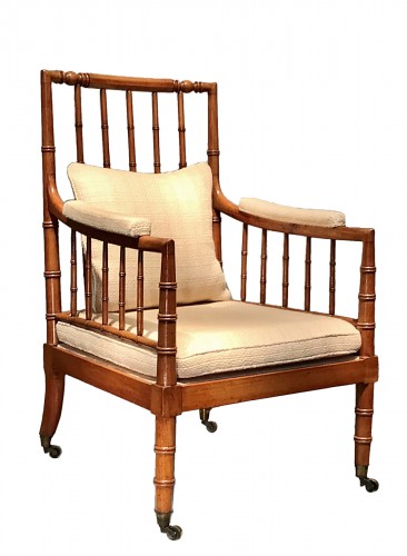 Large armchair with bars.