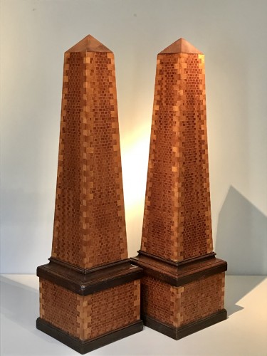 Decorative Objects  - Pair of obelisks