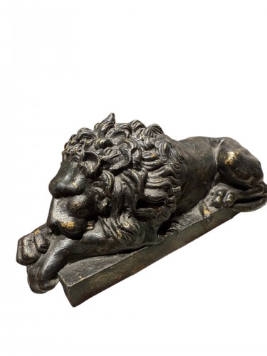 Pair of patinated cast-iron lions, Grand Tour souvenir– Italy 19th century - Decorative Objects Style 