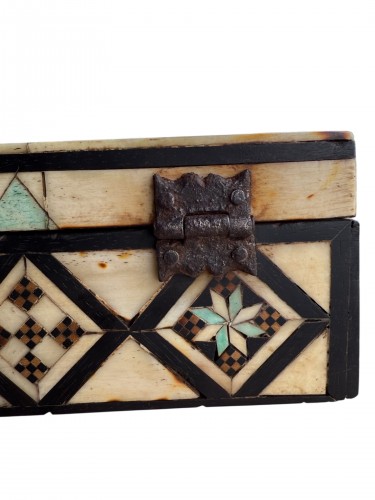 11th to 15th century - Game box with inlaid bone Circle or Embriachi workshop-Italy -late 15th c.