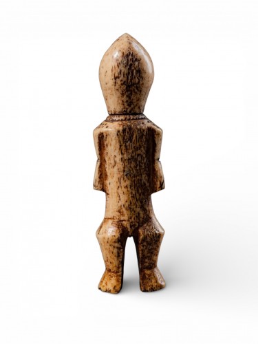 Anthropomorphic bone Lega figure, Congo late 19th century - 
