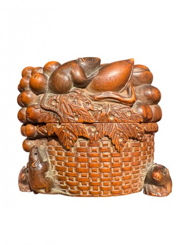 Boîte japonaise en buis sculpté, Japon époque Meiji (vers 1868–1912) - Arts d