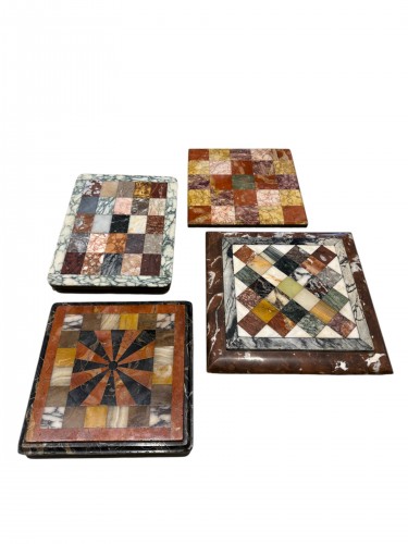 Collection de 4 Plaques en marqueterie de marbre ‘Grand tour’ - Italie 19e siècle