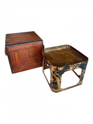 Japanese Lacquer Display Stand (Kazaridana / Tsuridana), 19th century