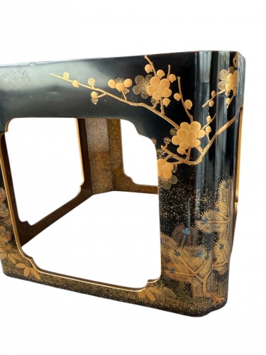 19th century - Japanese Lacquer Display Stand (Kazaridana / Tsuridana), 19th century