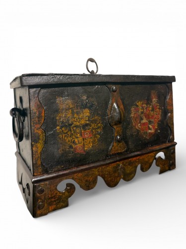 Renaissance - Petit coffre en fer forgé Nuremberg - Allemagne début 17e siècle